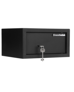 כספת ExecutiveSafe CS-1 סגורה עם מפתח